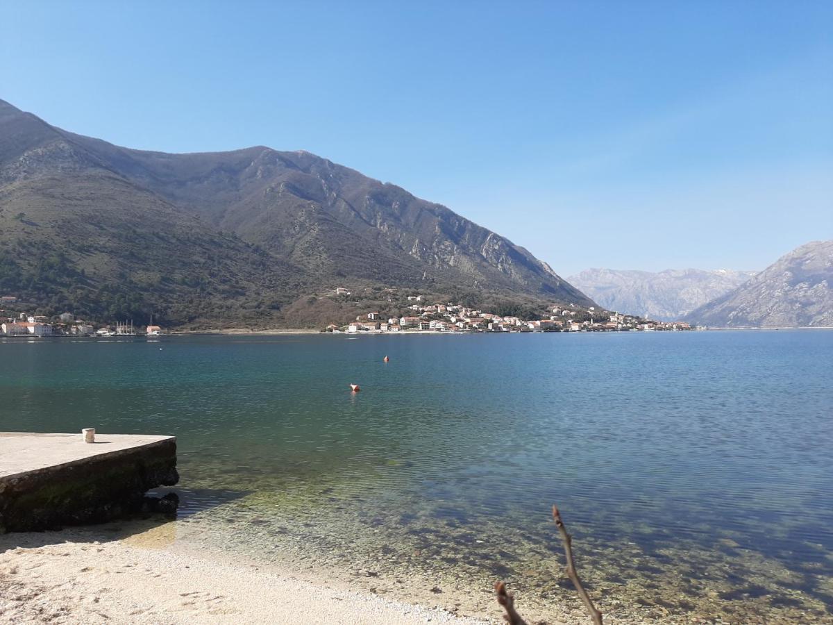 Apartments Tiha Noc Kotor Exterior photo