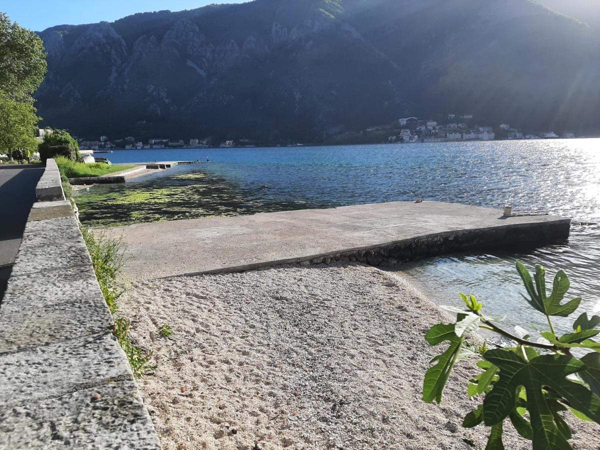 Apartments Tiha Noc Kotor Exterior photo